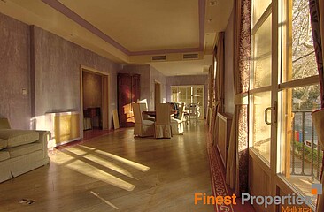 Apartment with 4 bedrooms, 4 bathrooms for sale on the Borne in Palma