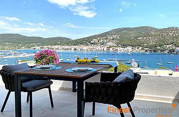 Refurbished apartment with sea views in Port Andratx for sale