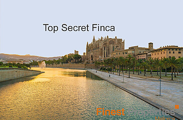 Historic manor house from the 17th century with mountain views and private hunting for sale