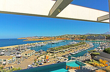 Exclusive modern new build villa I 1 sea line in El Toro for sale
