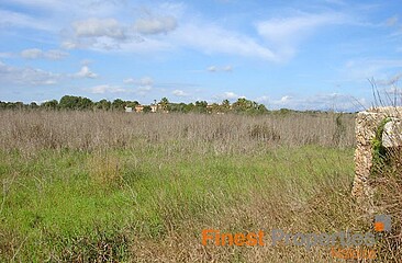 50,000 m² building plot at the golf course of Son Antem in Lluchmajor for sale