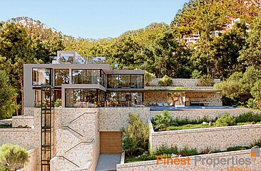 Building plot for a single-family villa for sale in Cala Llamp.