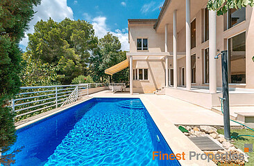 Newly renovated detached house with 4 bedrooms for rent