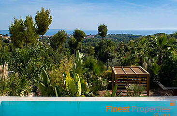 Modern luxury villa for sale in Golf Bendinat