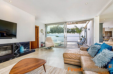 Stylish villa for rent in costa d'en Blanes