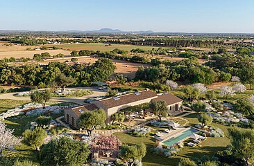 Projected finca-style villa for sale near Binissalem