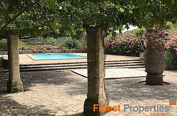 Agro Tourimus Hotel for sale at the foot of the Tramuntana Mountains