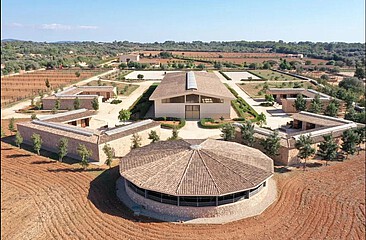 Exclusive equestrian center in Mallorca with hotel and restaurant for sale